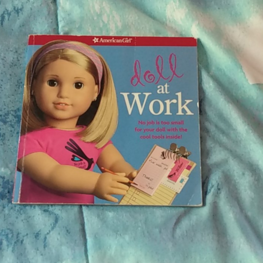 A cute American girl tips book 😍